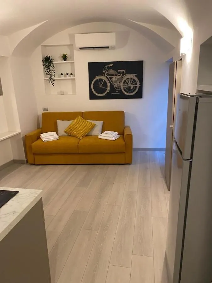 Angelhouseitalylovere Monolocale Apartment 0*, Lovere Italy
