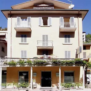 2* Hotel Belvedere